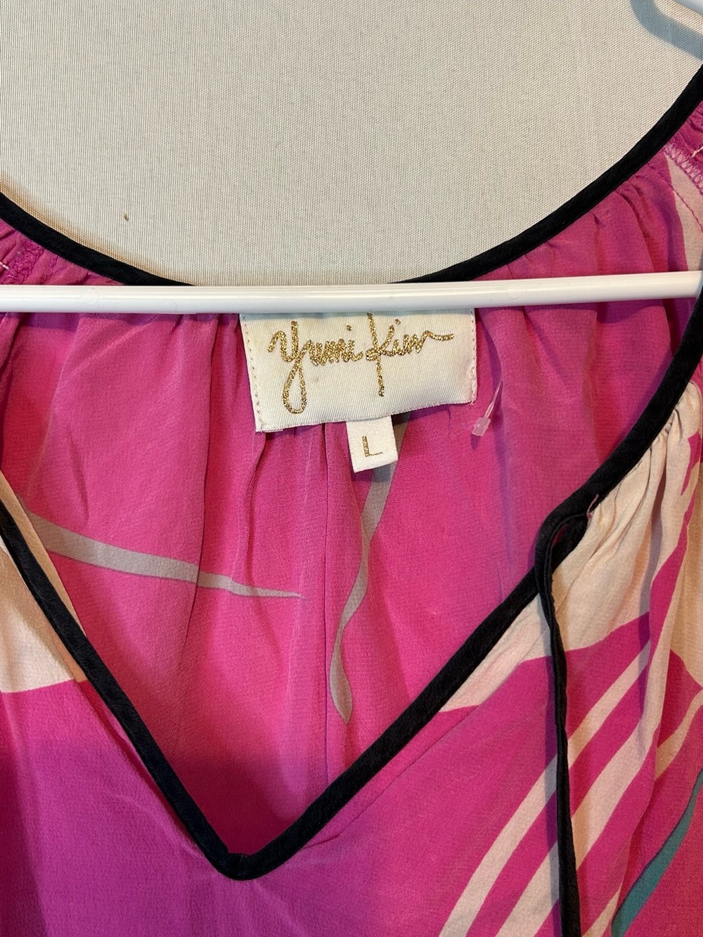 Yumi Kim Women’s Size Large Silk Blouse Pink Floral Luxury 61 - Picture 2 of 6